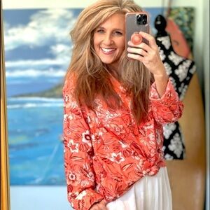 Oso Casuals, Gorgeous “Coral Floral” Button-Front Blouse, Excellent Condition, L